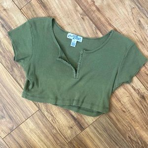 Vintage crop top